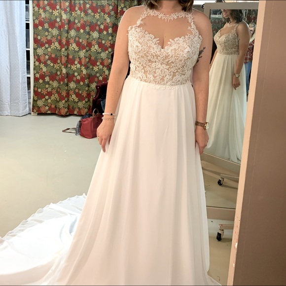 Justin Alexander Illusion Jewel Neckline Wedding Gown with Chiffon Skirt - Picture 1 of 7